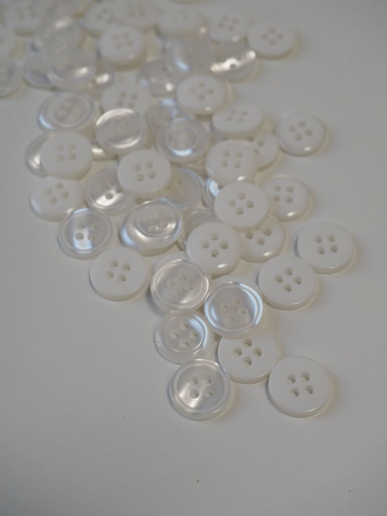 Pearl Engraved Edge Plastic Shirt Button 11mm