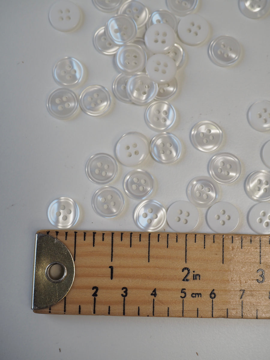 11mm Pearly Clear & White Chunky Plastic Shirt 4 Hole Button - Totally  Buttons