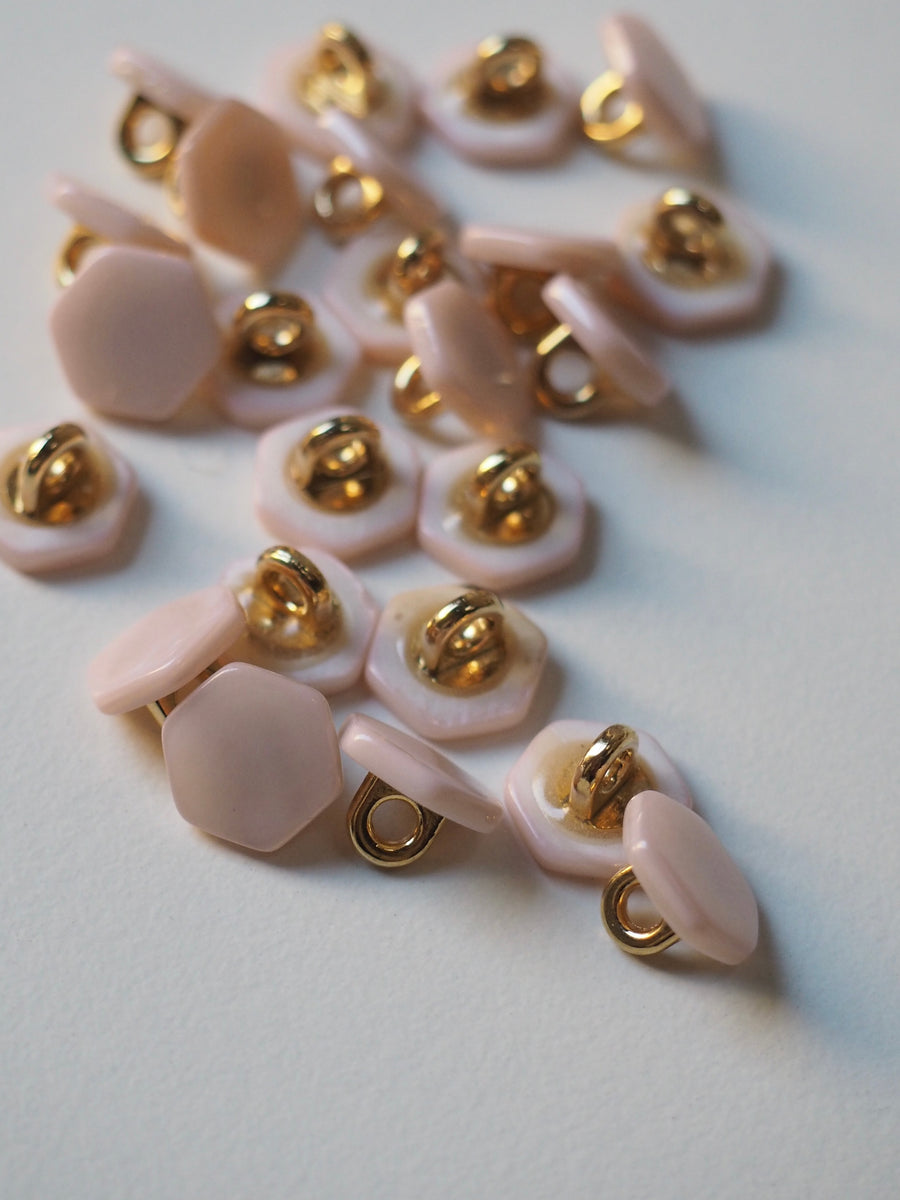 Mother of Pearl Shank Buttons – The New Craft House