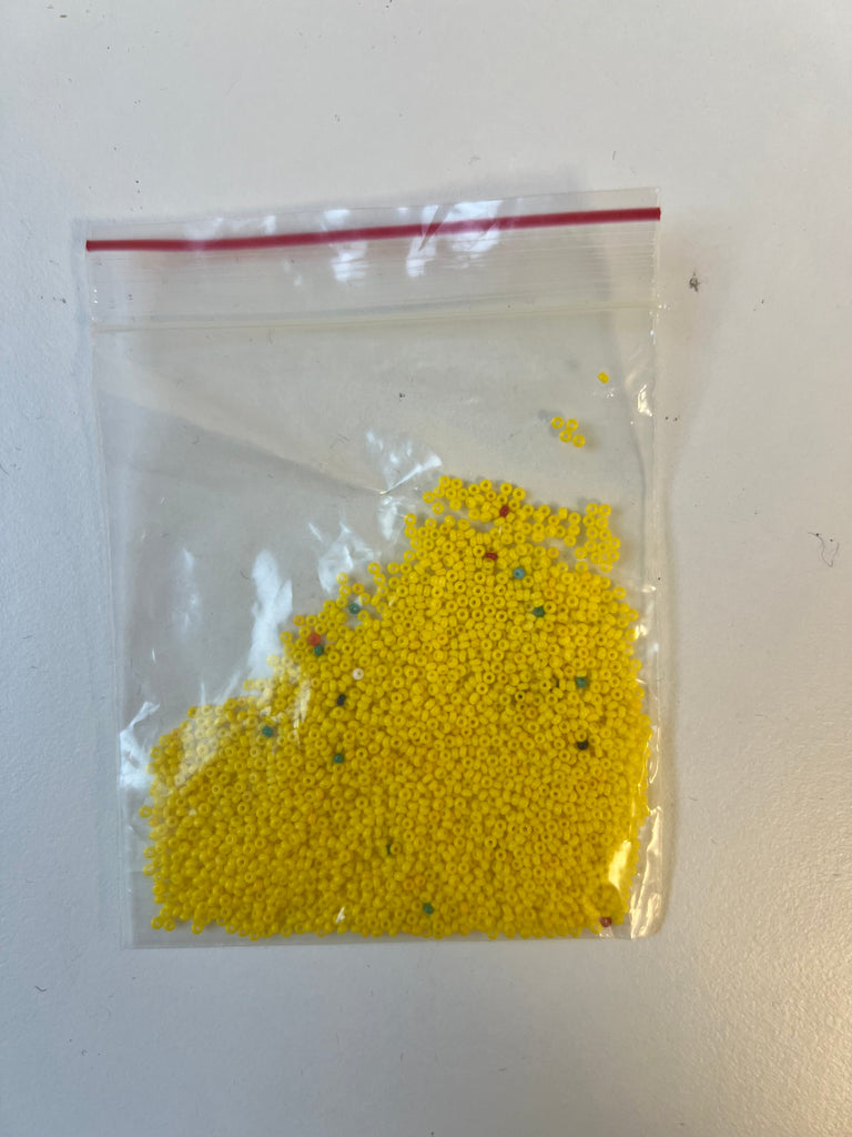 Small Yellow Seed Beads 10g