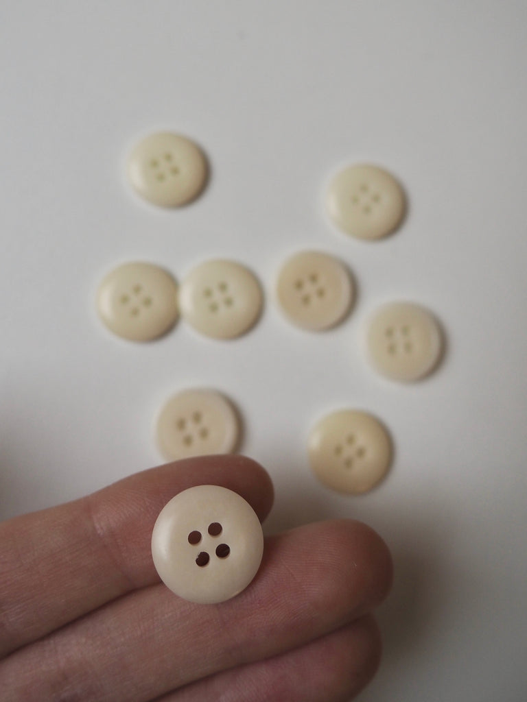 Natural Slim Rimmed Corozo Buttons 15mm/24L