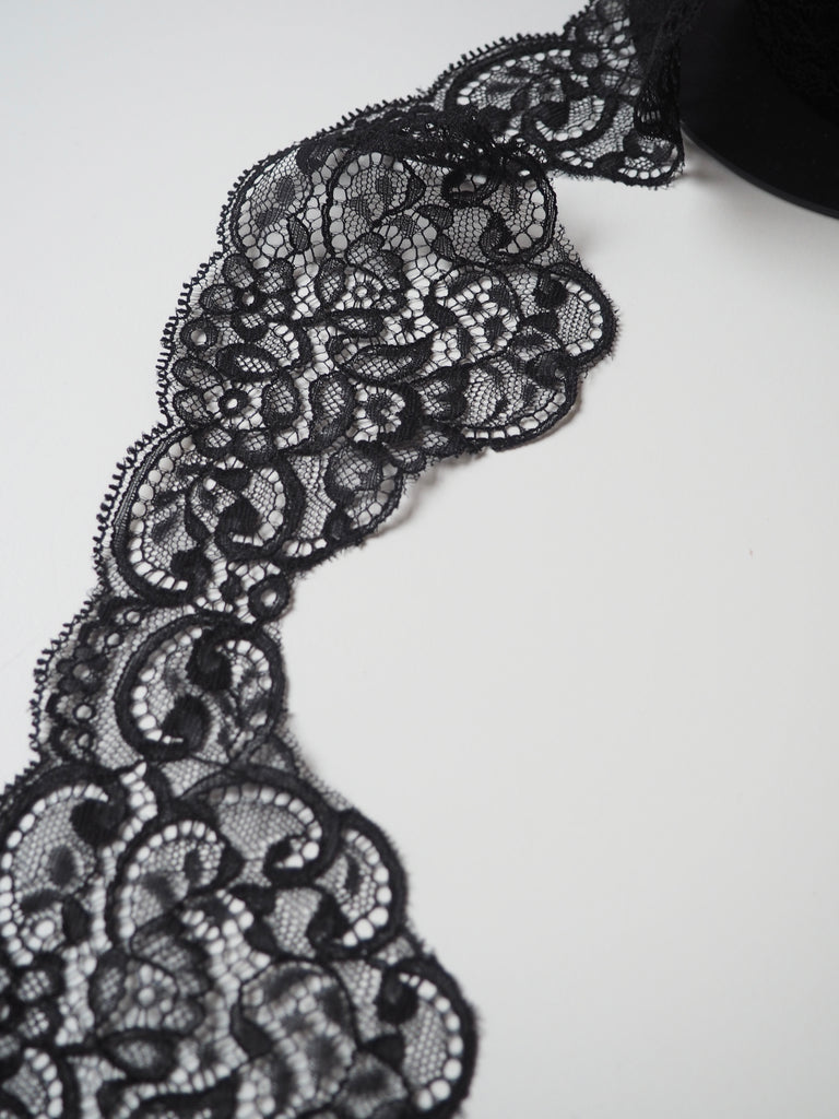 Black Drop Scallop Lace Trim 8.5cm