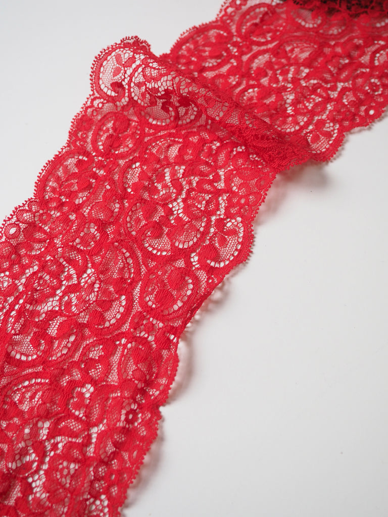 Red Foliage Scallop Lace Trim 13cm