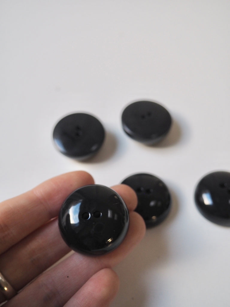 Midnight Dome Buttons 28mm/44L