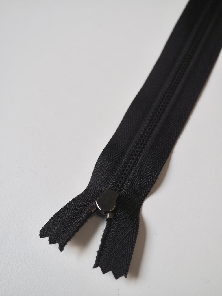 52cm/20.5inch Narrow Metal Teeth Zips