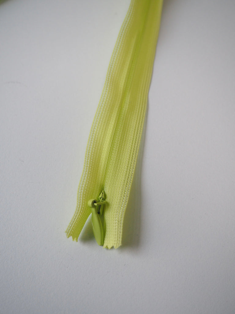 YKK 60cm/23inch Invisible Zips