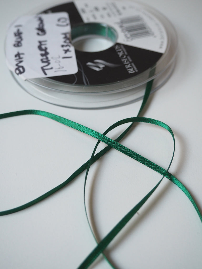 Emerald Berisfords Double Satin Ribbon 3mm