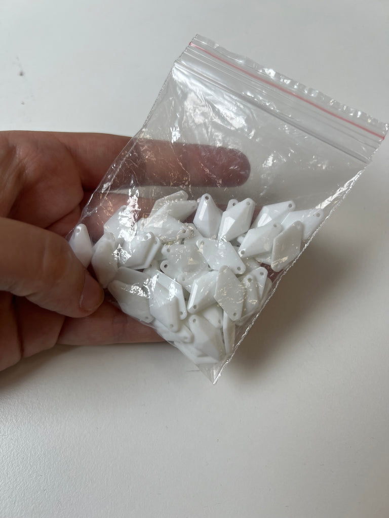 White Beads 19g