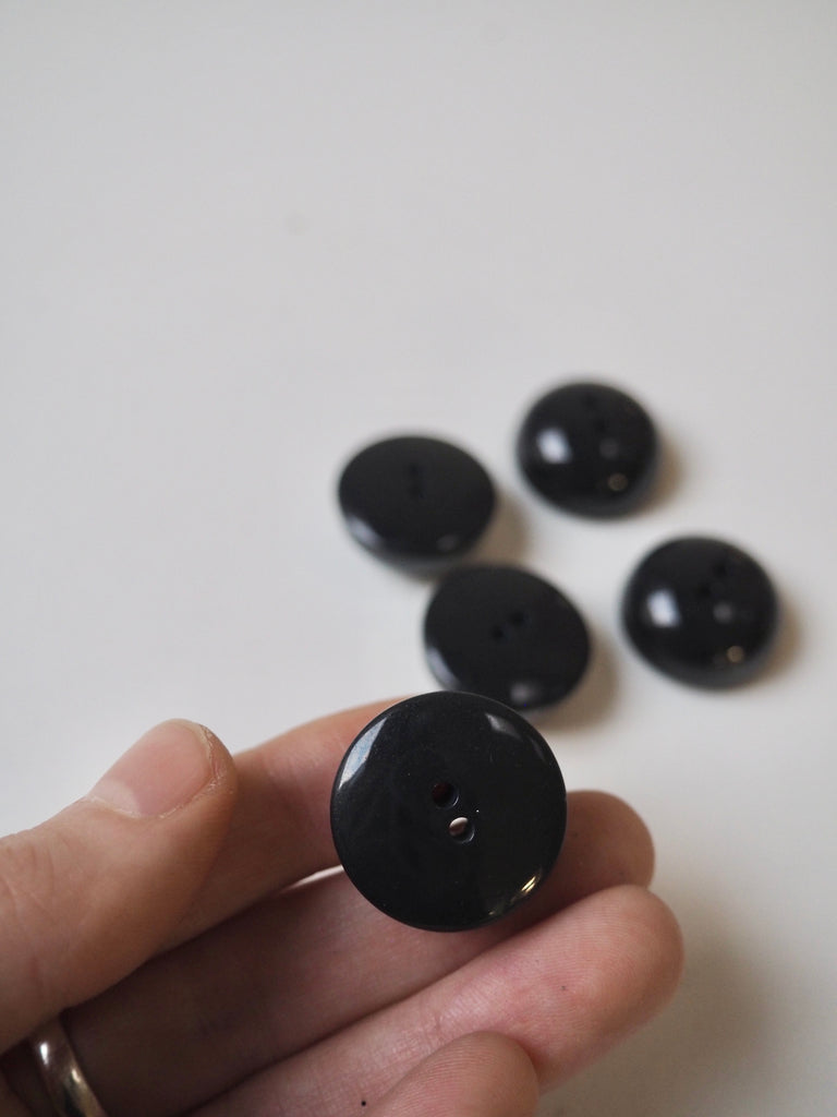 Dark Indigo Dome Buttons 23mm/36L