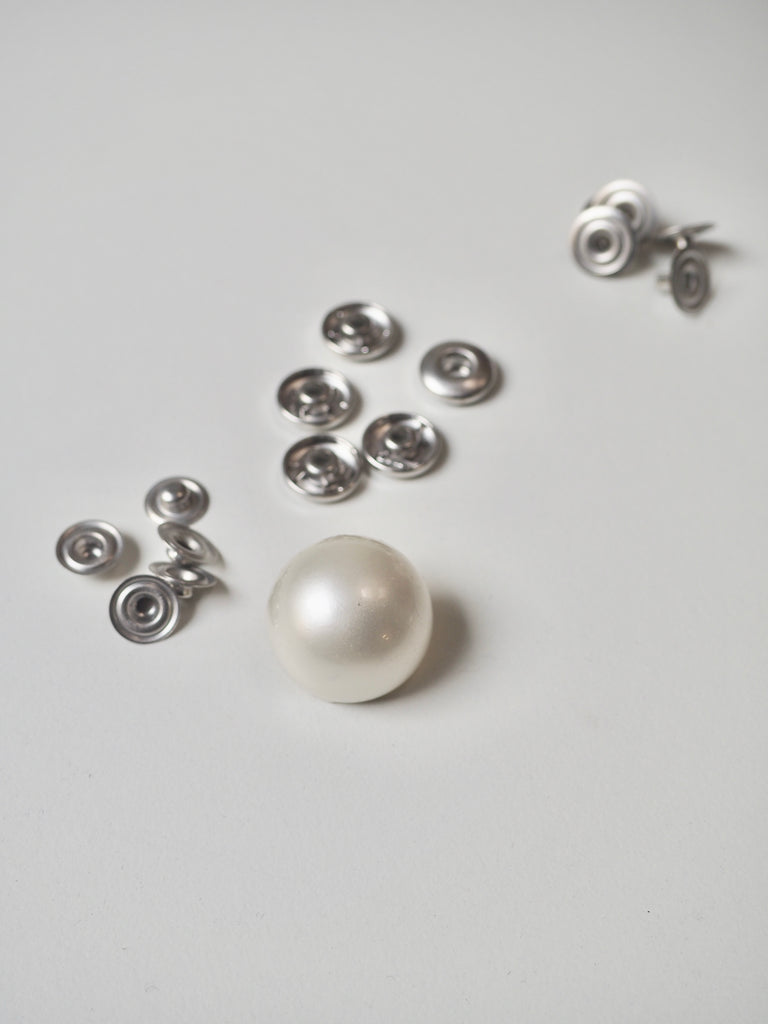 Pearl Dome Press Studs