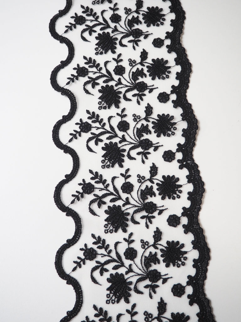 Aphrodite Black Lace Trim 13cm