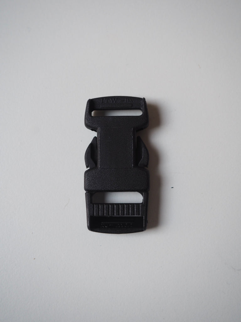 Black Squared Side Release Buckle 20mm