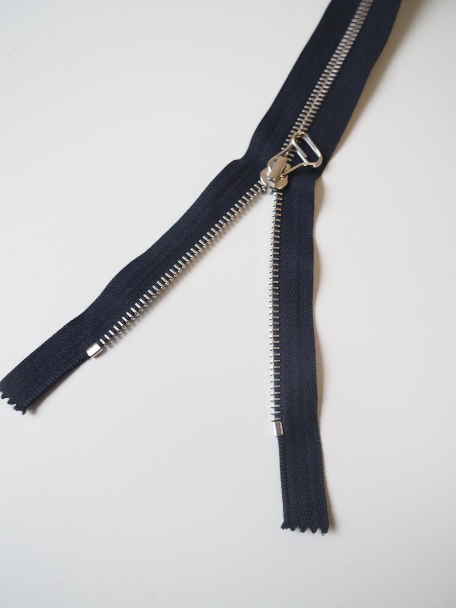 Riri 64cm/25in Navy Metal Teeth Open-Ended Zip – The New Craft House