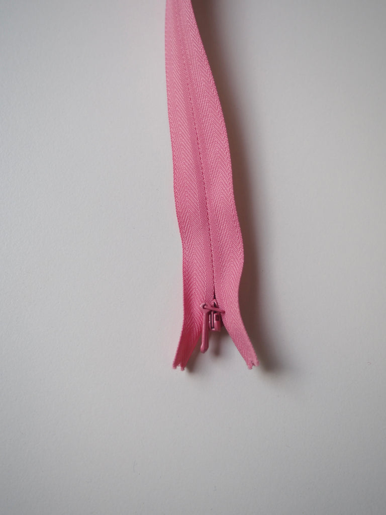 YKK 55cm/22inch Invisible Zips