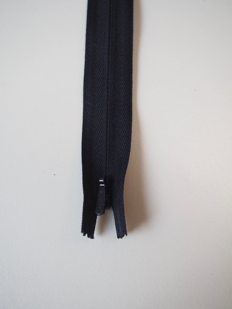 YKK 60cm/23inch Invisible Zips