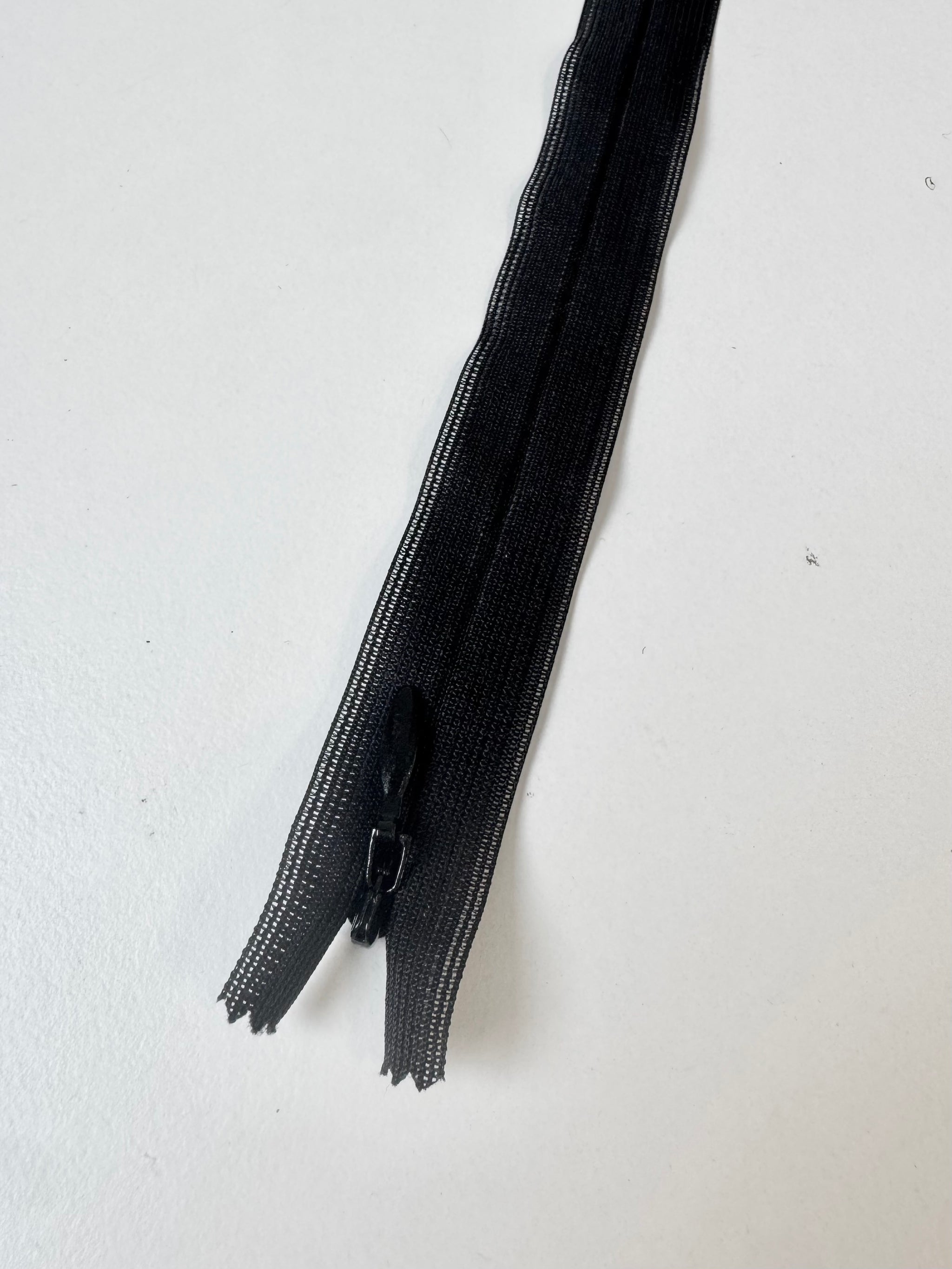 Invisible Zips – The New Craft House