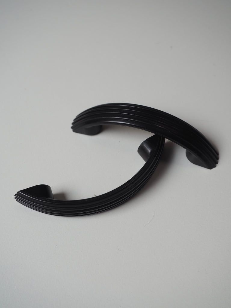 Black Ridged Plastic Bag Handles 9cm