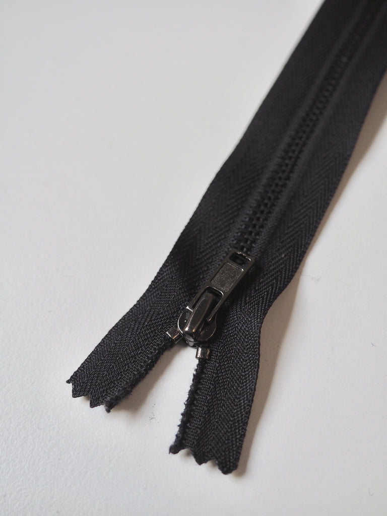 52cm/20.5inch Narrow Metal Teeth Zips