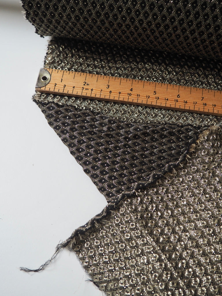 Gold Metallic Dot Cloqué