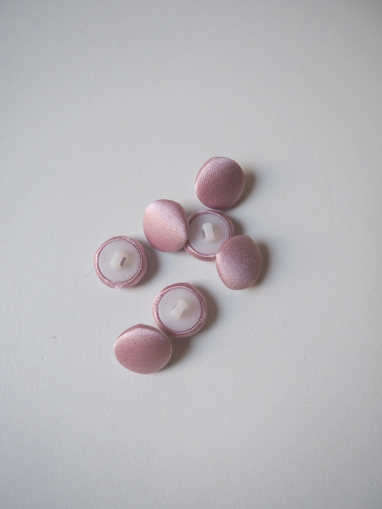 Pink Satin Covered Buttons 13mm/20L