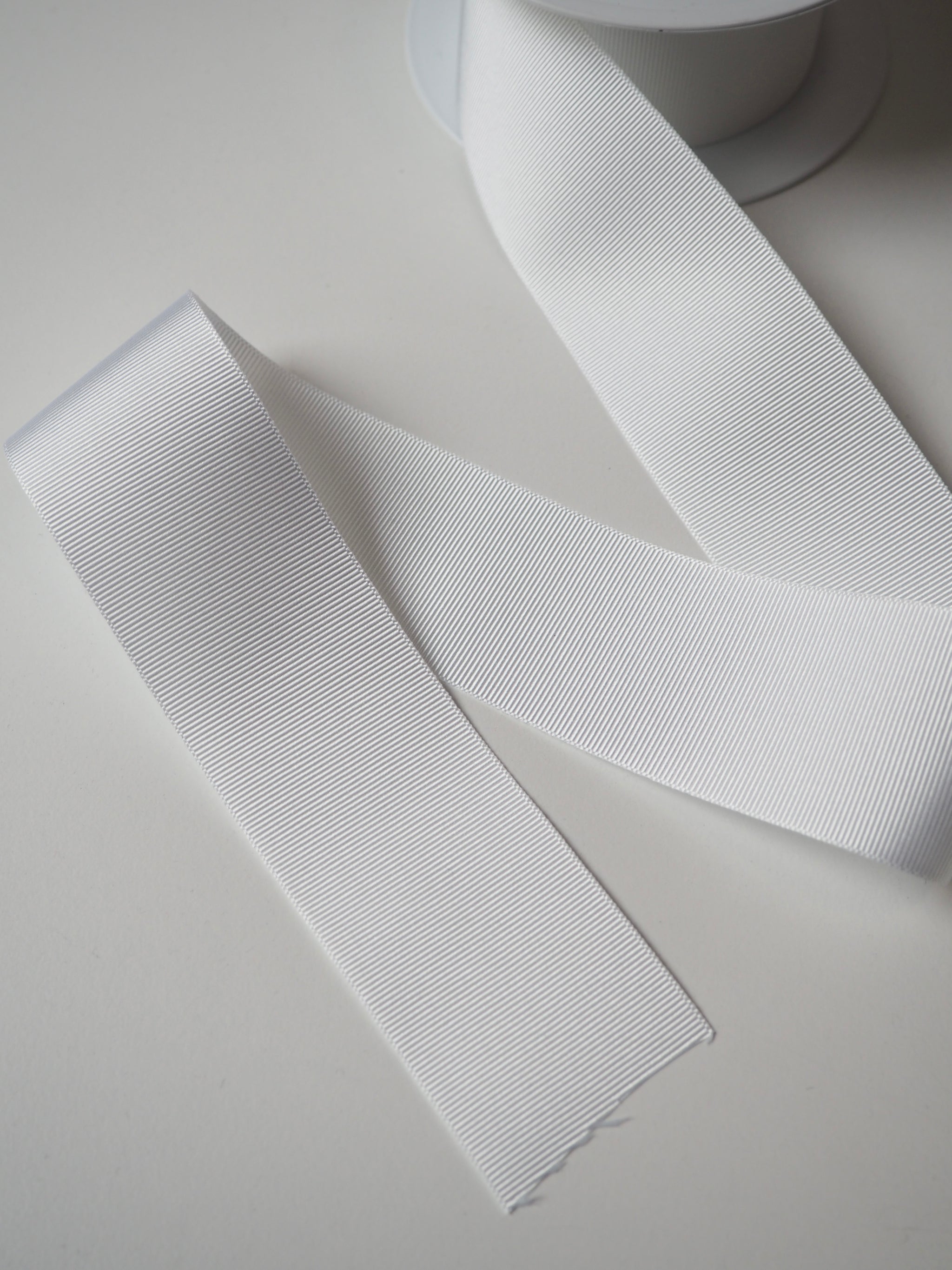 Berisfords White Grosgrain Ribbon 40mm – The New Craft House
