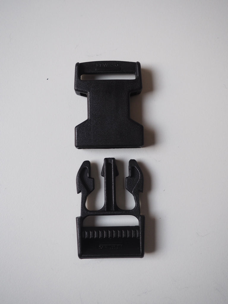 Black Squared Side Release Buckle 30mm