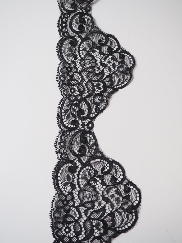 Black Drop Scallop Lace Trim 8.5cm