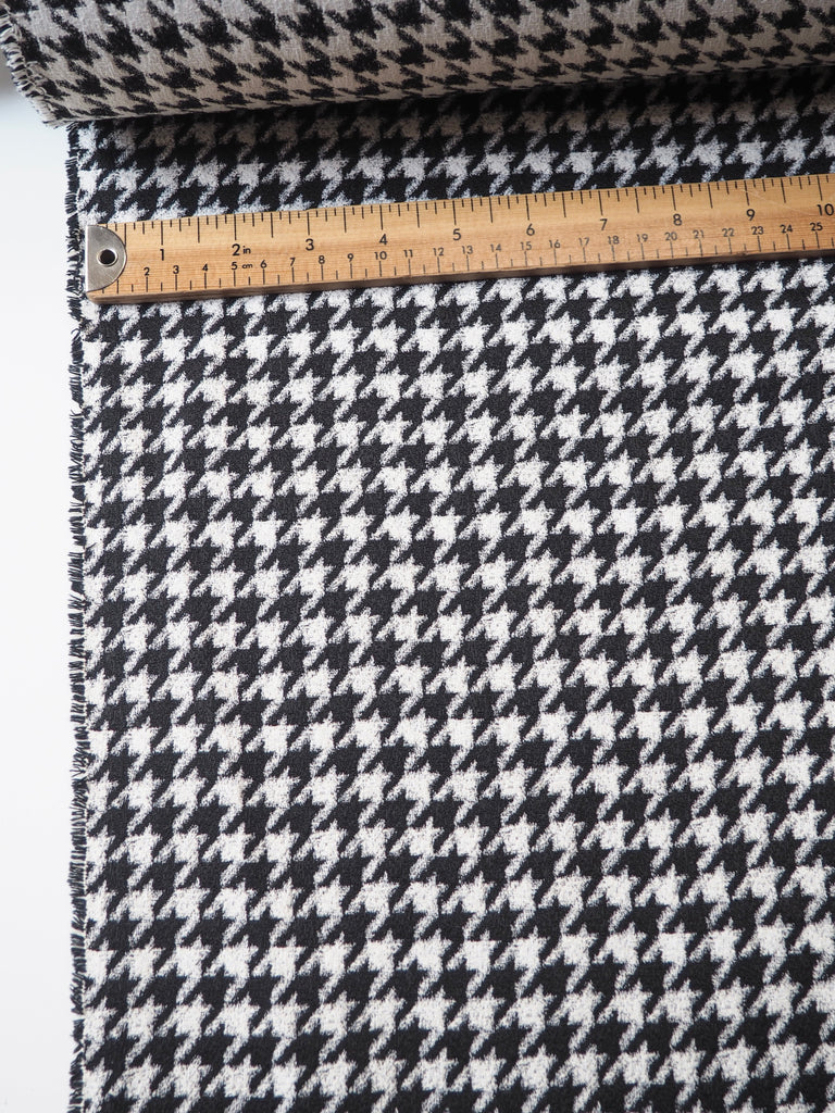 B+W Houndstooth Stretch Jacquard