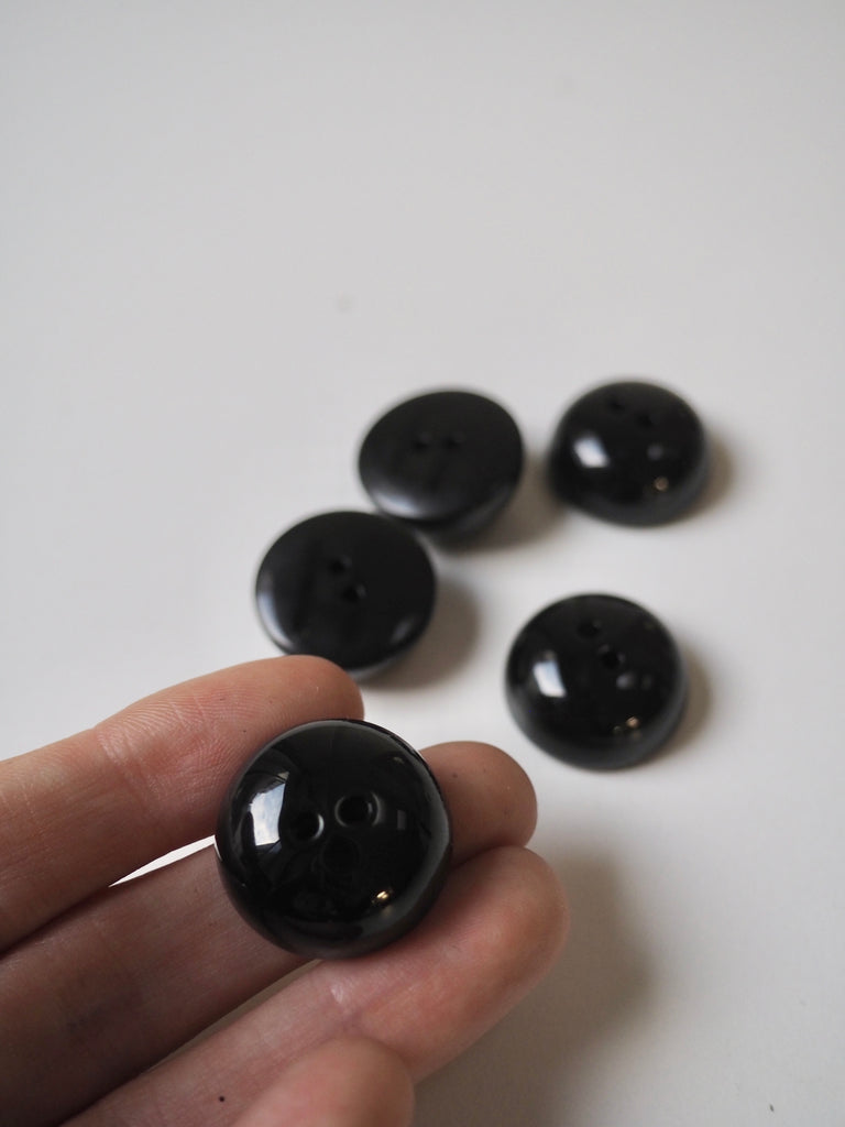 Black Dome Buttons 23mm/36L