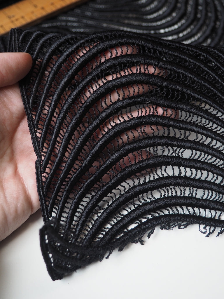 Black Wave Guipure Lace