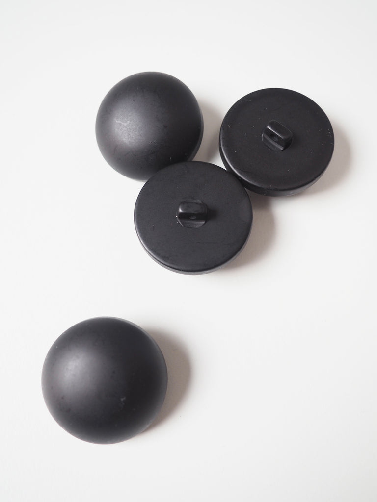 33mm Black Dome Shank Buttons