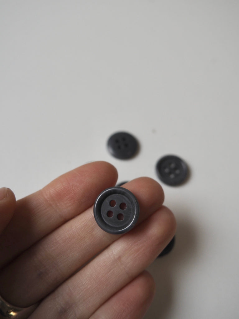 Grey Rimmed Buttons 15mm/24L