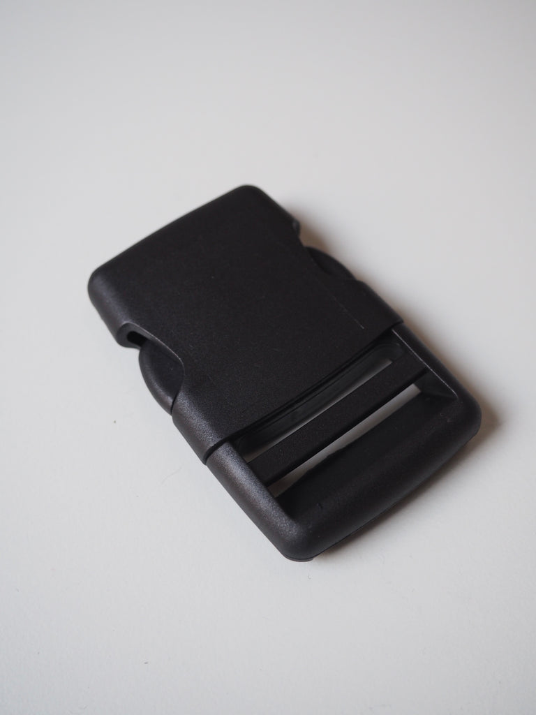 Black Rounded Sleek Side Release Buckle 50mm