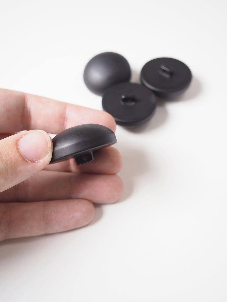 33mm Black Dome Shank Buttons