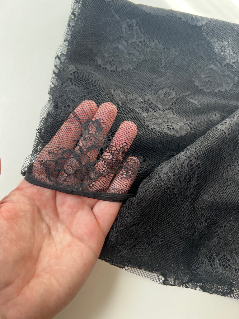 Black Chantilly Lace Remnant
