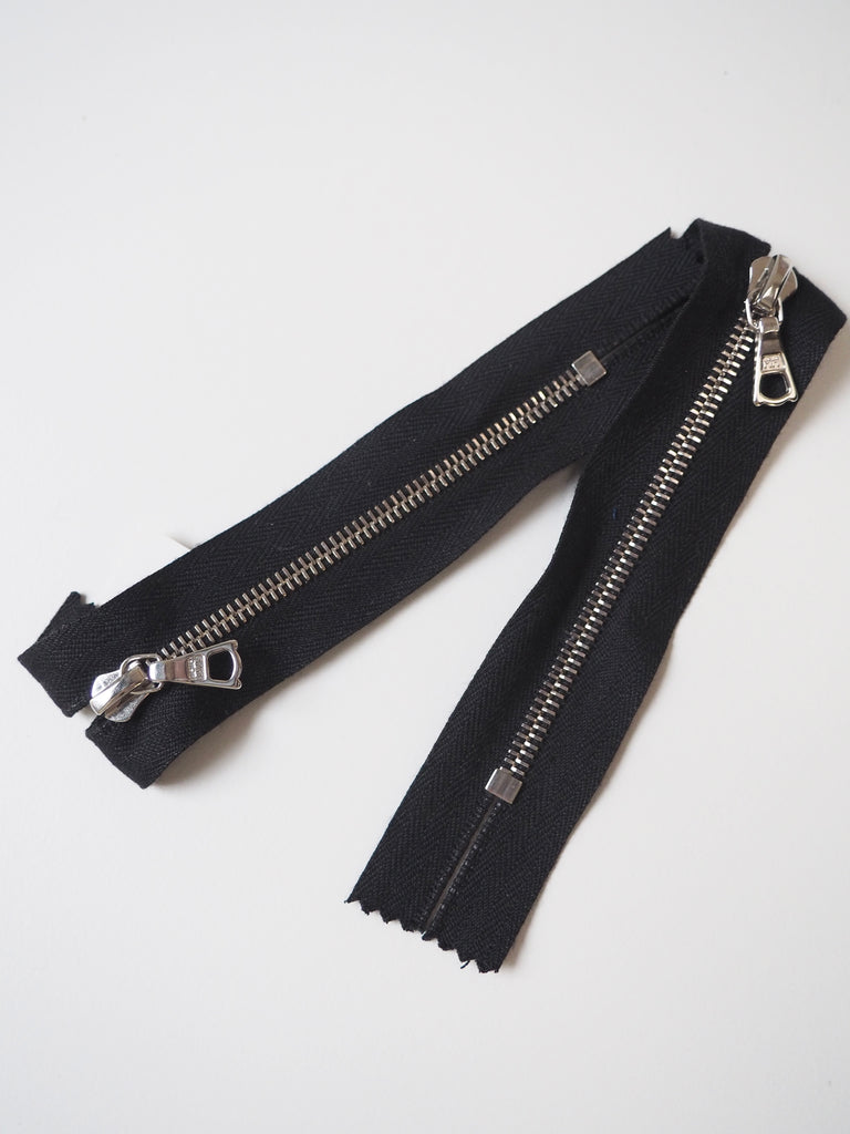 Riri 10cm Black/Silver Narrow Metal Teeth Zips