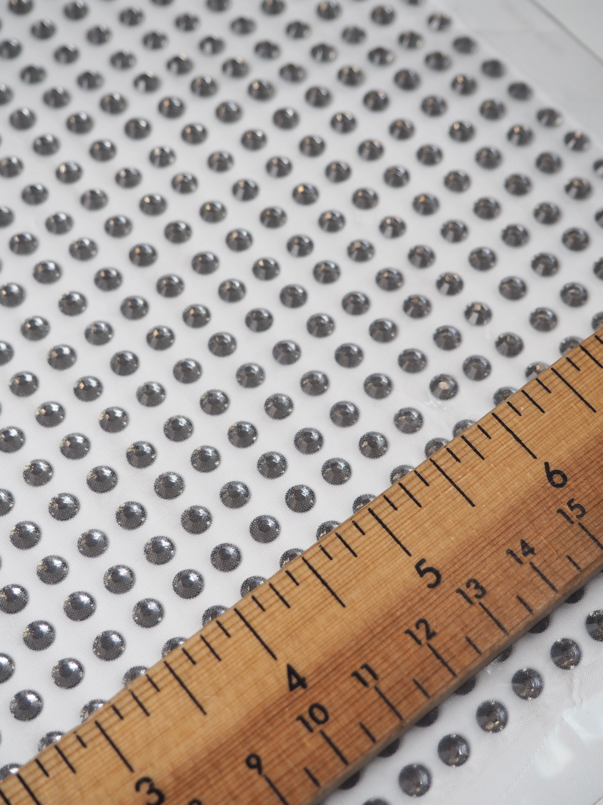 Swarovski Gunmetal Xilion Rose Crystal Hotfix Sheet 5mm – The New