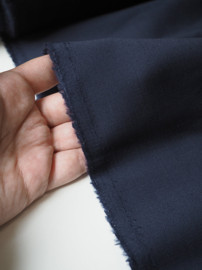 Navy Wool Blend Lightweight Suiting