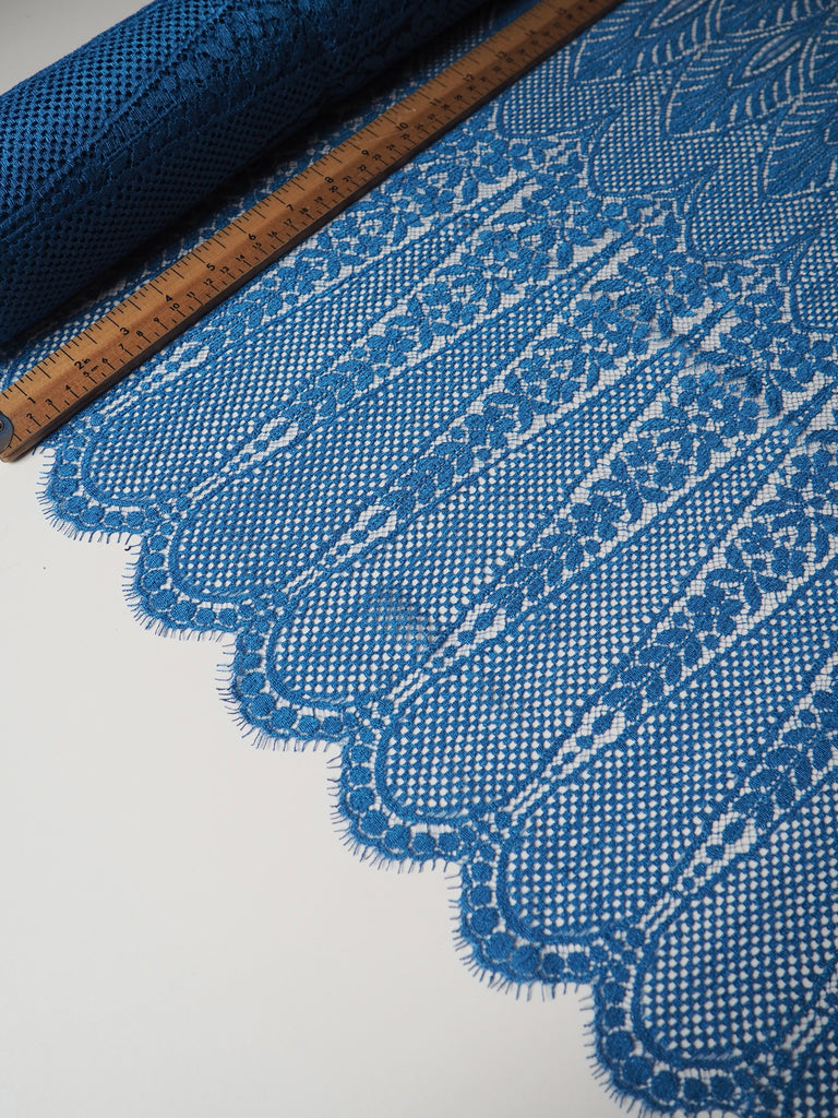 Sapphire Raindrop Scallop Lace