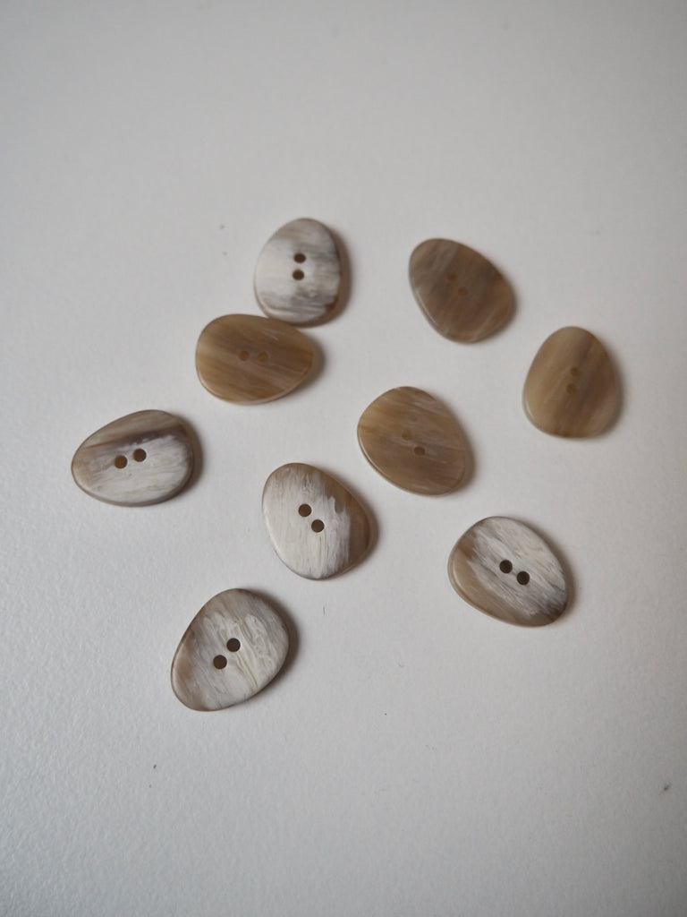 Natural Brushed Corozo Buttons 12mm/20L