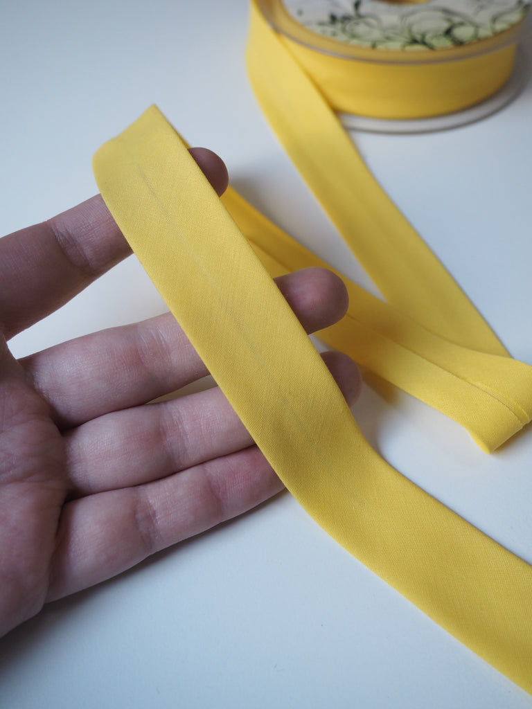 Yellow Poly-Cotton Bias Binding 12mm