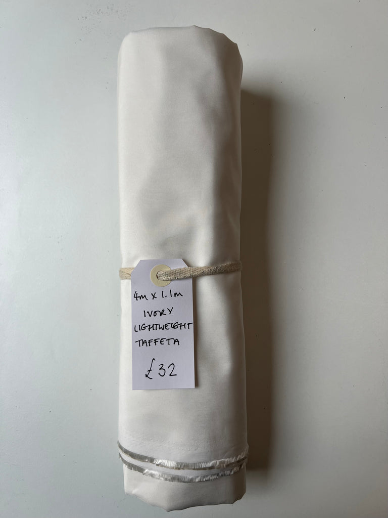 Ivory Lightweight Taffeta Remnant