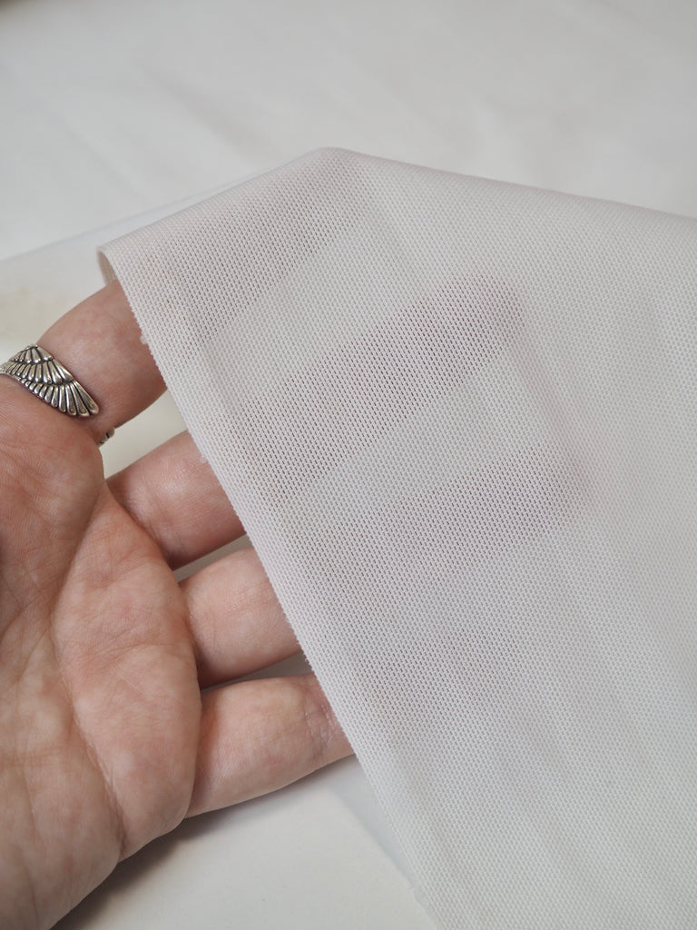 White Stretch Powernet