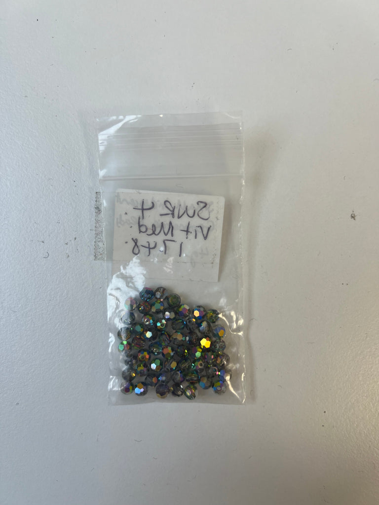 Small Iridescent Geometric Beads 4g