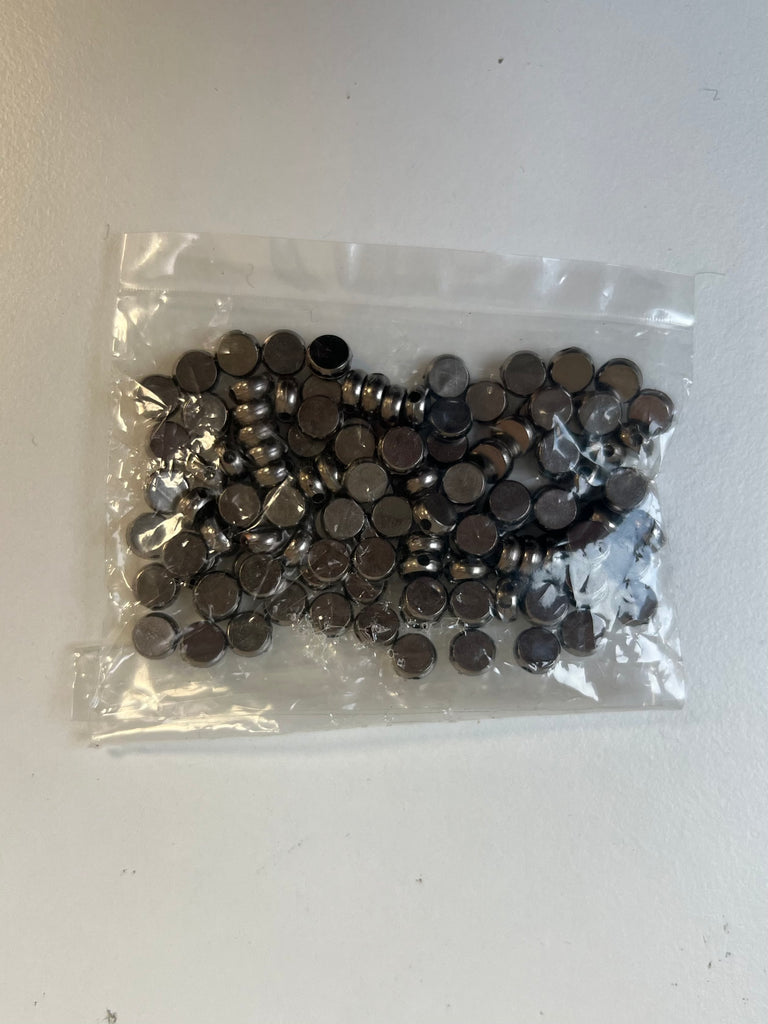 Gunmetal Beads 8g