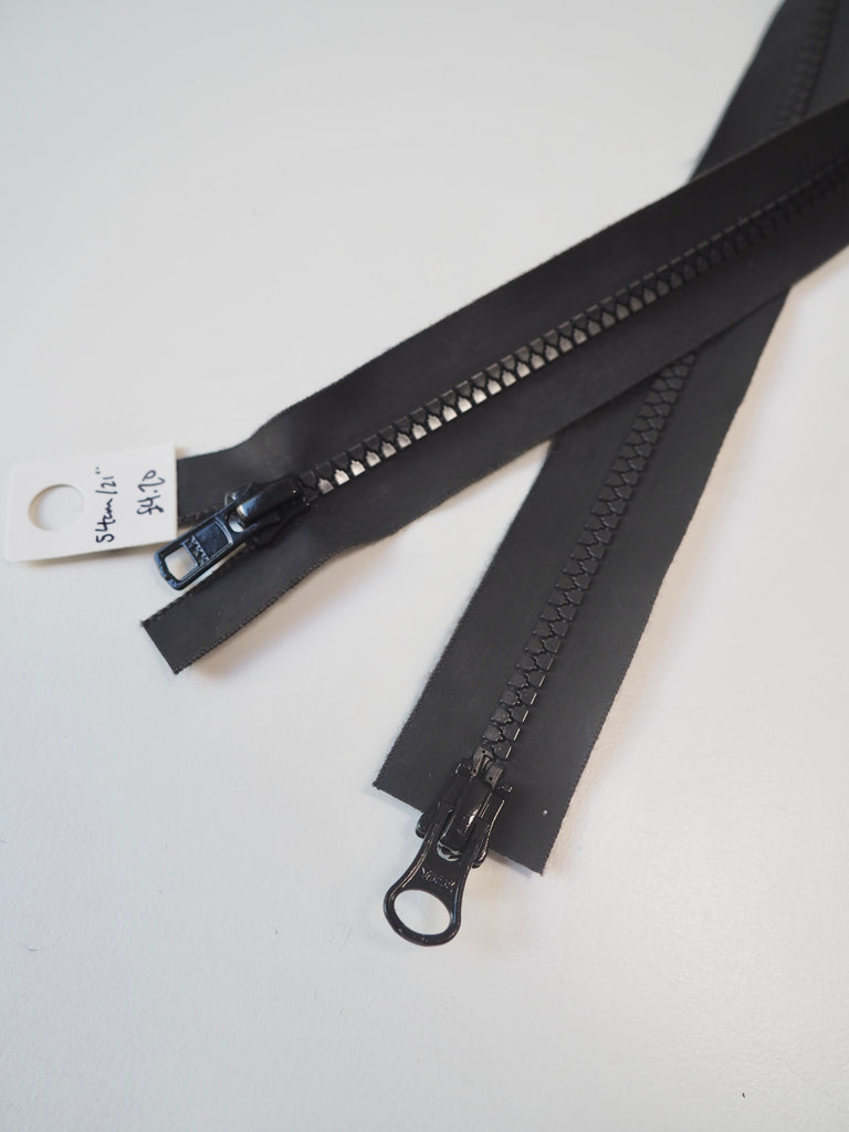 YKK 46-64cm Black Rubberized Two-way Open-Ended Zips