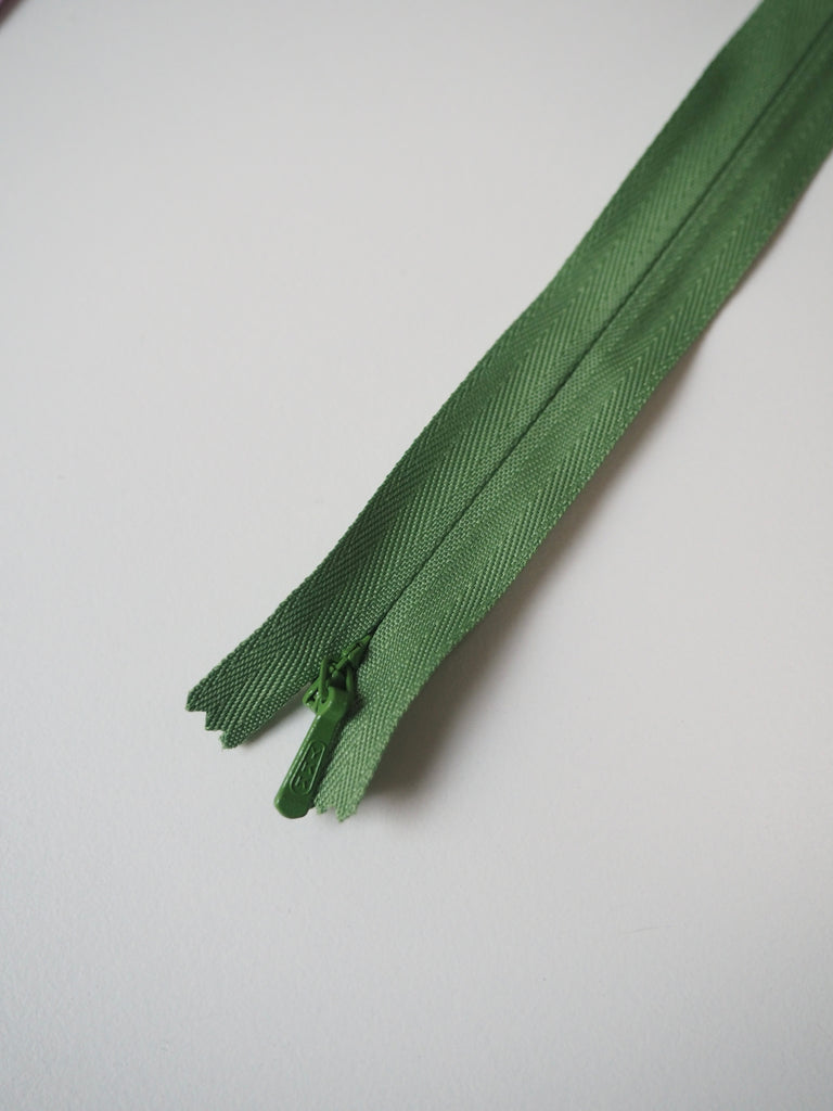 YKK 60cm/23inch Invisible Zips