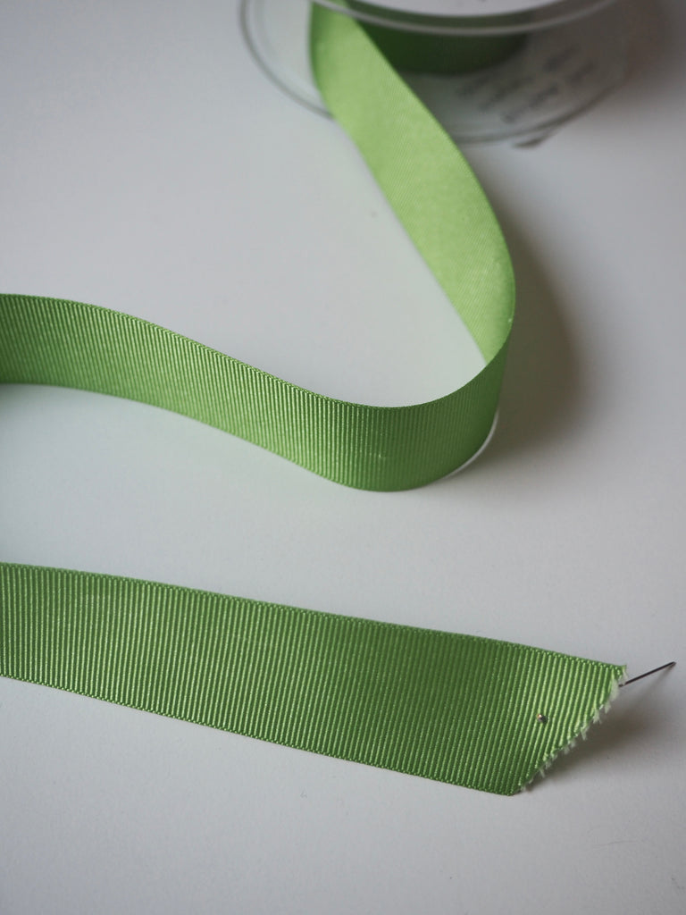 Berisfords Lime Grosgrain Ribbon 25mm