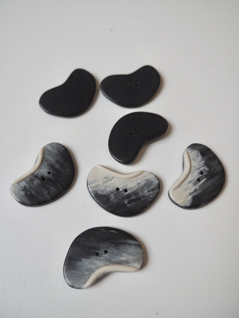 Grey Brushed Bean Corozo Buttons 21mm/34L