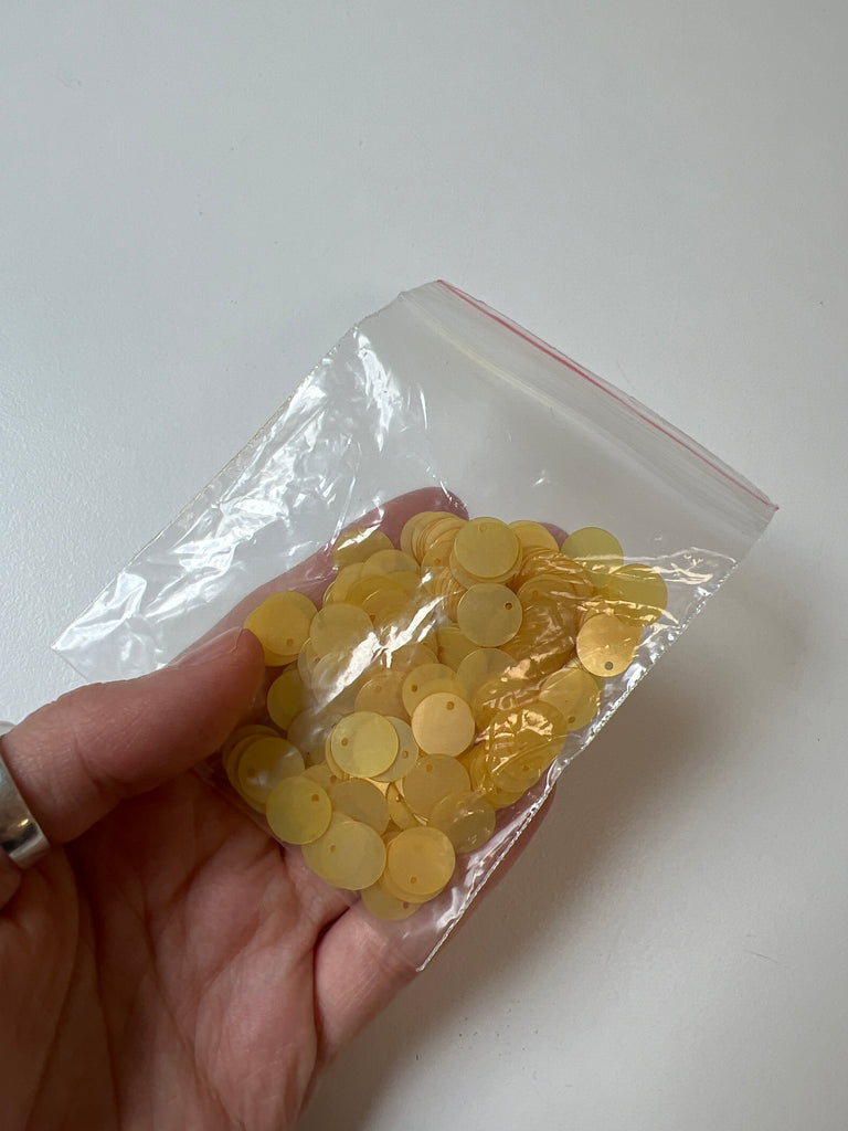 Yellow Sequins 7g
